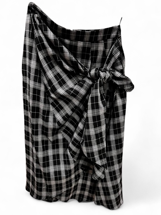 Commense Dresses & Skirts - Commense Black & White Plaid Tie-Front Midi Skirt